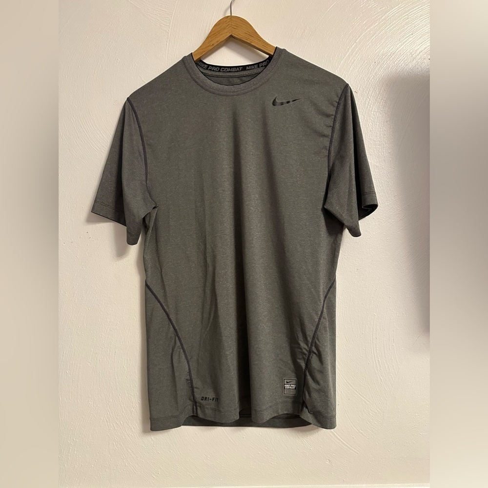 Nike Pro Combat Dri-Fit Fitted Training T Shirt Mens Size Medium Gray (b5